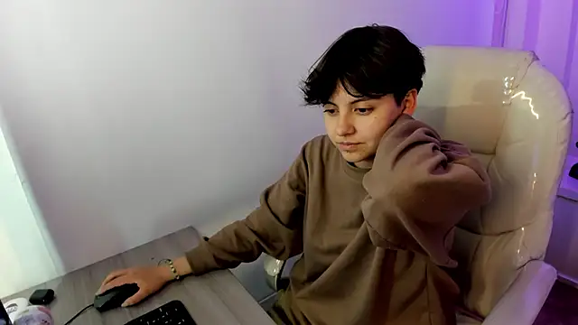 Nathaly ds online show from February 5, 2:05 am