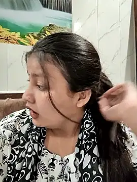 Snapshot of Dipali143143 chatting on June 12, 1:10 pm Dipali143143 online show from June 12, 1:10 pm