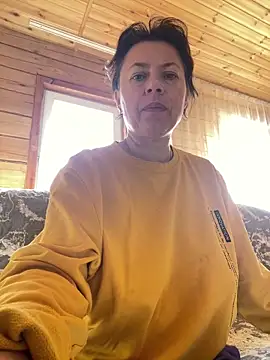 Kiravix online show from April 4, 11:40 am