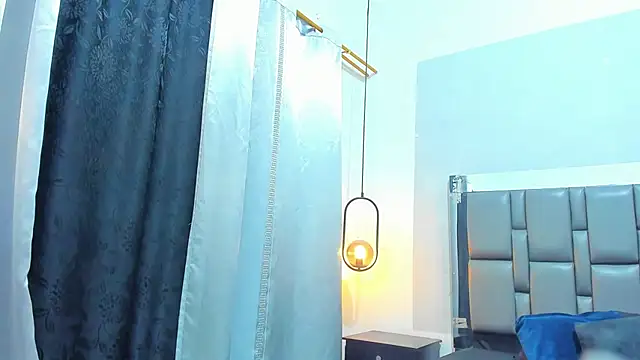 dakota roussee online show from March 3, 11:49 am