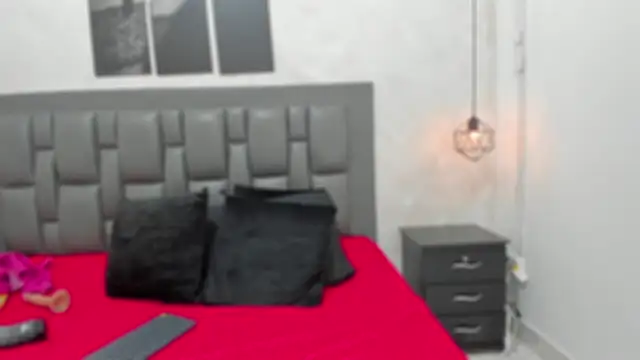 Snapshot of dakota_roussee chatting on May 19, 2:12 pm dakota roussee online show from May 19, 2:12 pm