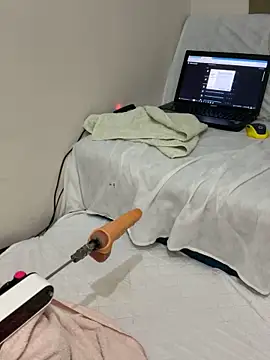 Ozge-SluttyScream69 online show from April 8, 9:48 pm