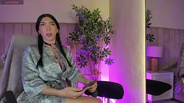 Mia mtnz02 online show from April 1, 12:11 am