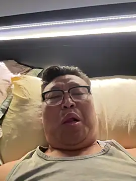 Snapshot of tashaninlife chatting on March 18, 11:30 pm tashaninlife online show from March 18, 11:30 pm