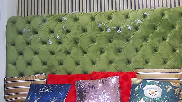 LunaHart online show from January 13, 11:48 am