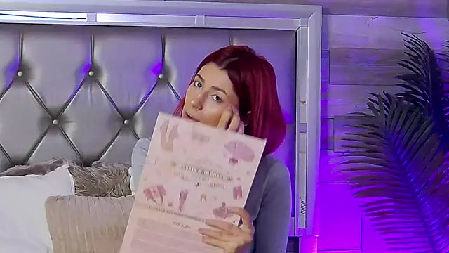 LunaHart online show from March 7, 6:32 am