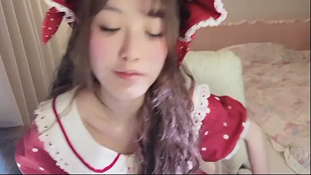 FuFu-puff online show from March 12, 9:04 am