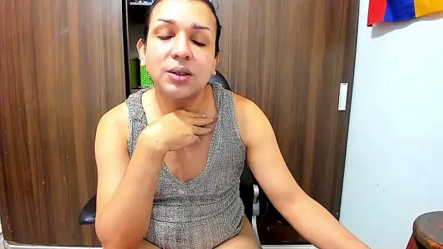 miss bigcockts online show from February 16, 9:38 am