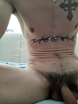 Snapshot of Henz007 chatting on October 1, 10:43 am Henz007 online show from October 1, 10:43 am