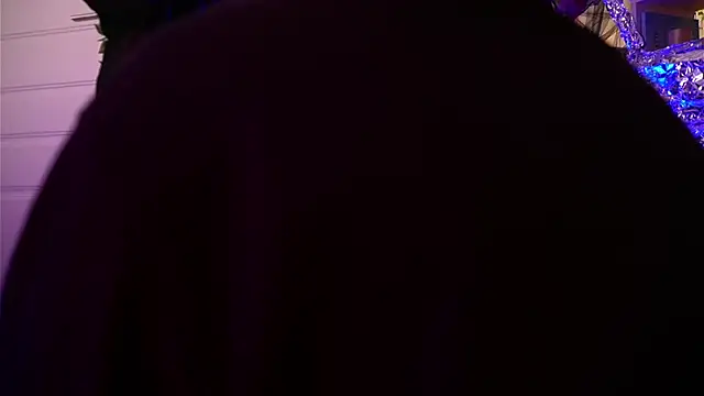 Snapshot of Sova173 chatting on November 30, 3:54 am Sova173 online show from November 30, 3:54 am