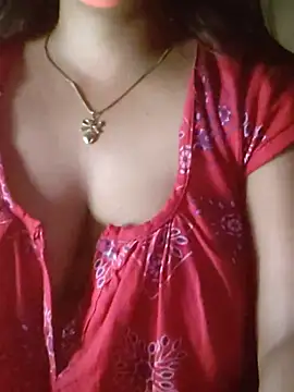 Snapshot of yoursexy_rumi chatting on June 27, 1:28 pm yoursexy rumi online show from June 27, 1:28 pm