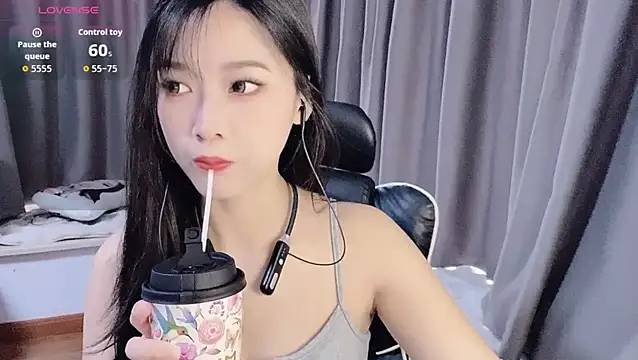 Cicicici-cc online show from March 30, 4:46 am