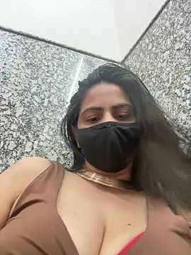 SashaPatel online show from April 15, 2:29 am