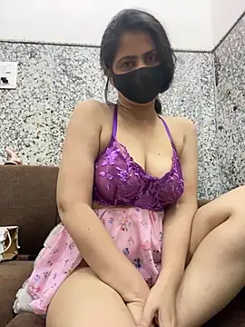 Snapshot of SashaPatel chatting on June 6, 1:49 pm SashaPatel online show from June 6, 1:49 pm