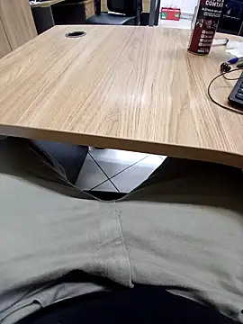 cherlebrow online show from December 22, 5:10 pm