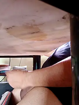 cherlebrow online show from March 28, 1:43 pm