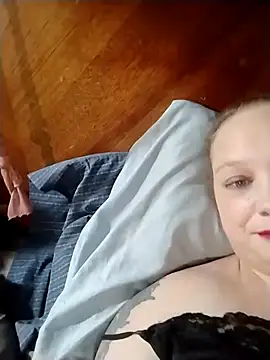 kellyjean0217 online show from October 18, 3:35 pm