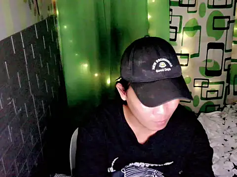 urdreamgirljacky online show from December 16, 9:14 am