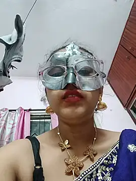 Snapshot of thanusi_2 chatting on July 23, 5:33 pm thanusi 2 online show from July 23, 5:33 pm