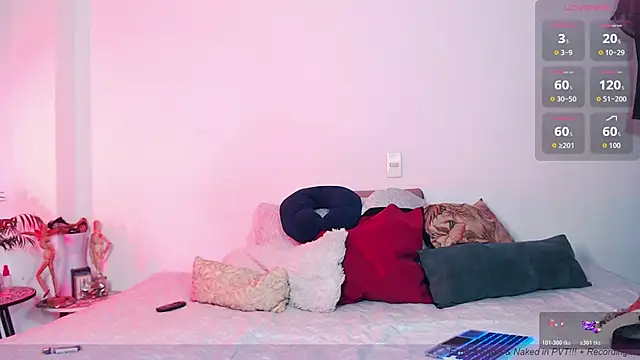 Theevae online show from March 25, 5:30 pm