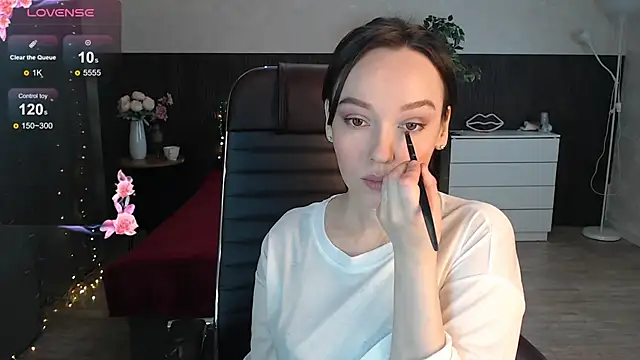 Snapshot of Sexy_Alexia69 chatting on September 20, 11:00 am Sexy Alexia69 online show from September 20, 11:00 am