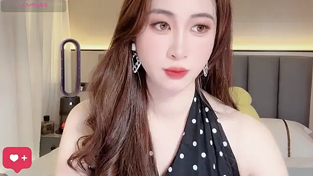 wuyueaini online show from April 7, 6:25 am