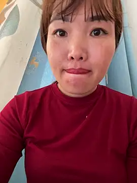 Snapshot of Sunny_lotus chatting on May 22, 3:24 am Sunny lotus online show from May 22, 3:24 am