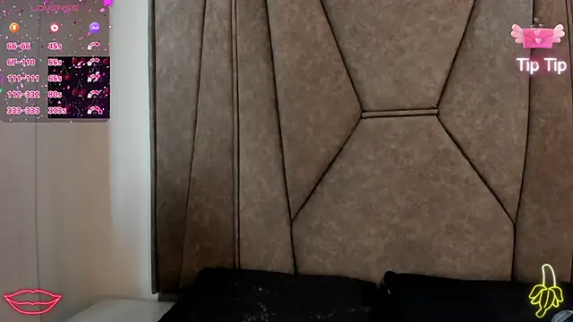 Snapshot of Isabela_Colins chatting on September 30, 12:32 pm Isabela Colins online show from September 30, 12:32 pm