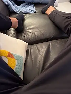 Manu97k online show from March 29, 10:10 pm