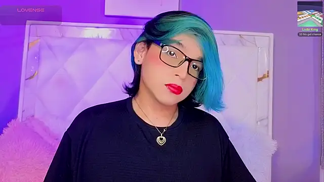 Snapshot of Dannyhot_ chatting on April 24, 7:49 pm Dannyhot online show from April 24, 7:49 pm