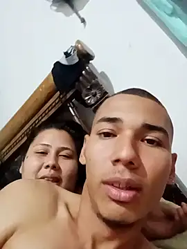 Snapshot of hera_and_kratos chatting on September 20, 5:08 am hera and kratos online show from September 20, 5:08 am