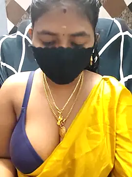 Snapshot of Tamil_Lotus chatting on May 15, 5:42 pm Tamil Lotus online show from May 15, 5:42 pm