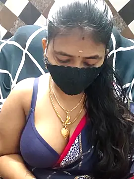 Snapshot of Tamil_Lotus chatting on May 28, 5:21 pm Tamil Lotus online show from May 28, 5:21 pm
