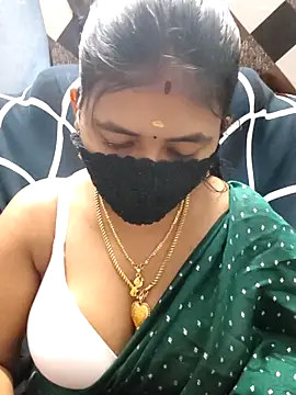 Snapshot of Tamil_Lotus chatting on June 12, 5:01 pm Tamil Lotus online show from June 12, 5:01 pm