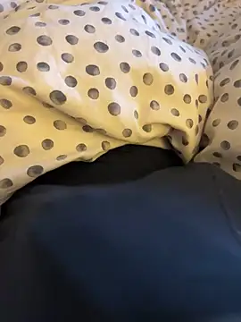 Snapshot of K13XXXX chatting on November 13, 3:55 pm K13XXXX online show from November 13, 3:55 pm