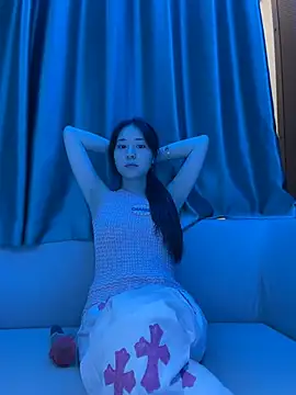 shishi0688 online show from May 19, 7:42 pm