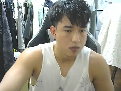 hunterXhan online show from October 28, 2:42 pm