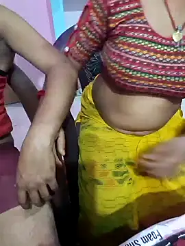 Snapshot of Sonabhabhi96 chatting on May 14, 4:25 pm Sonabhabhi96 online show from May 14, 4:25 pm