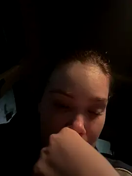 Snapshot of SexyKatiex chatting on November 7, 8:31 pm SexyKatiex online show from November 7, 8:31 pm