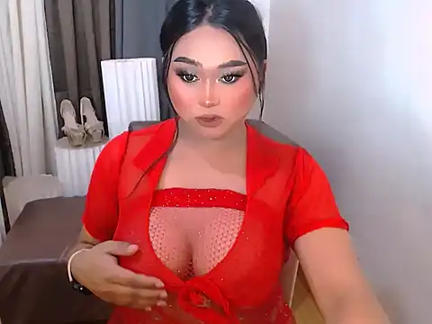 Lilly-lou online show from March 22, 6:39 am