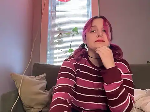 KandyHart online show from November 25, 8:31 pm