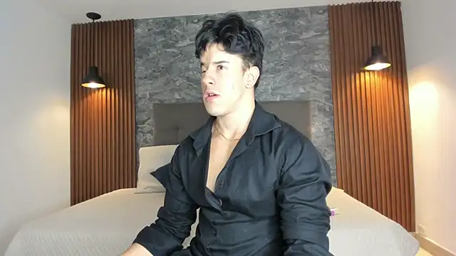 MaxCooper1 online show from October 13, 8:09 pm