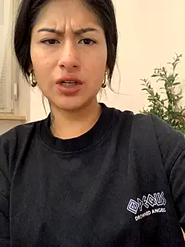 Snapshot of mrskarmaa chatting on September 12, 3:28 am mrskarmaa online show from September 12, 3:28 am