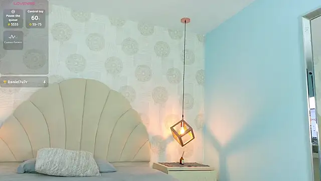 AIXATRISTA1 online show from February 24, 7:34 pm