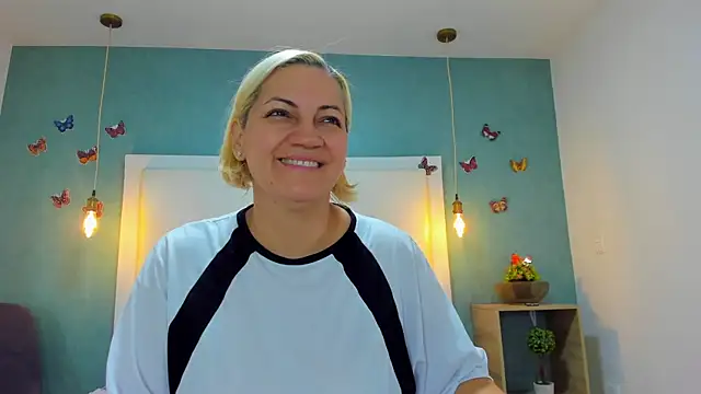 Heidy milf online show from October 8, 8:06 pm
