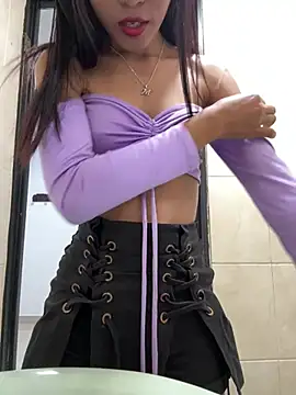 luxurykatty online show from March 1, 7:38 pm