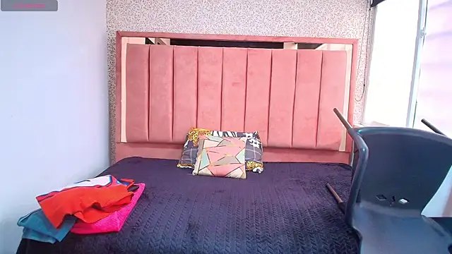 Barbara fox   online show from April 13, 12:10 pm