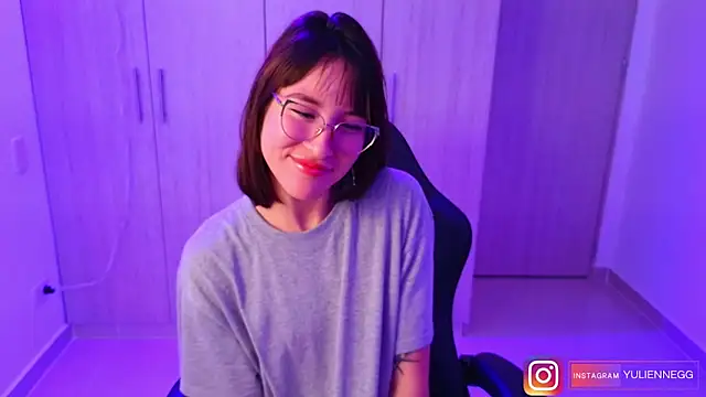 Yulienneg online show from October 1, 12:05 am