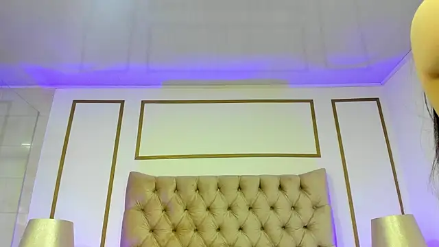 ScarlettRox online show from March 27, 7:35 pm