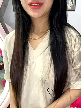 Snapshot of Sexlove_bb chatting on October 3, 4:53 am Sexlove bb online show from October 3, 4:53 am